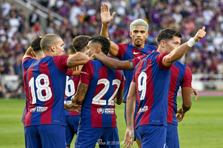 他的站位意 他的站位意