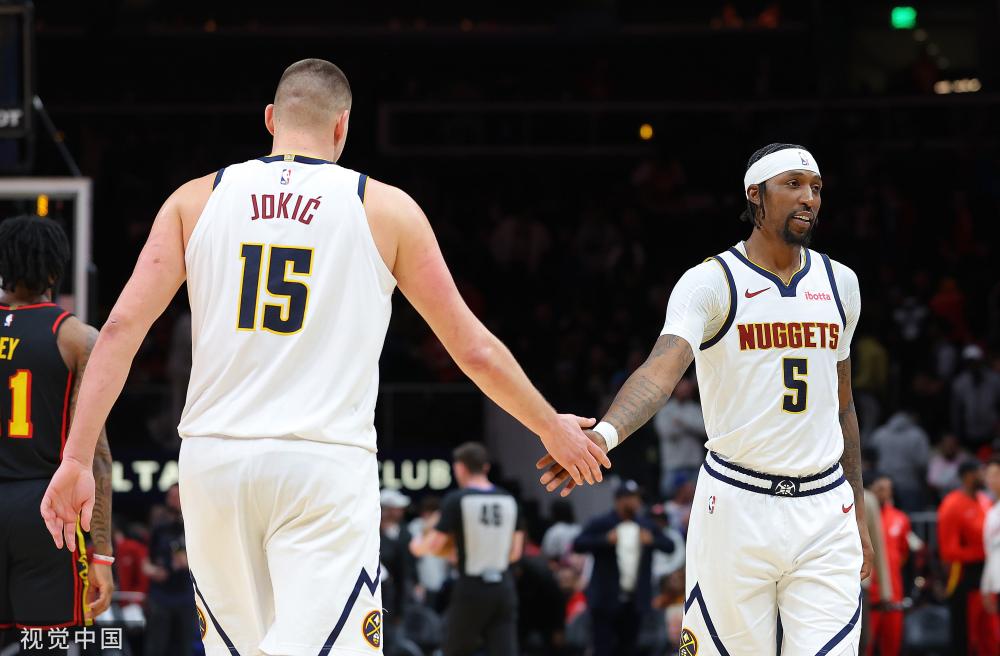 正让位于更 正让位于更